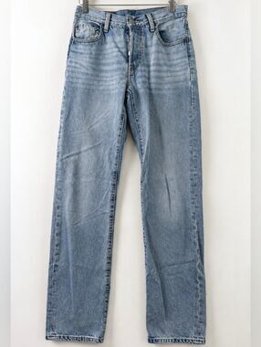 Levi's 501 90's Med Wash Straight Leg Jeans Medium Rise 25x32 Ret. $110
